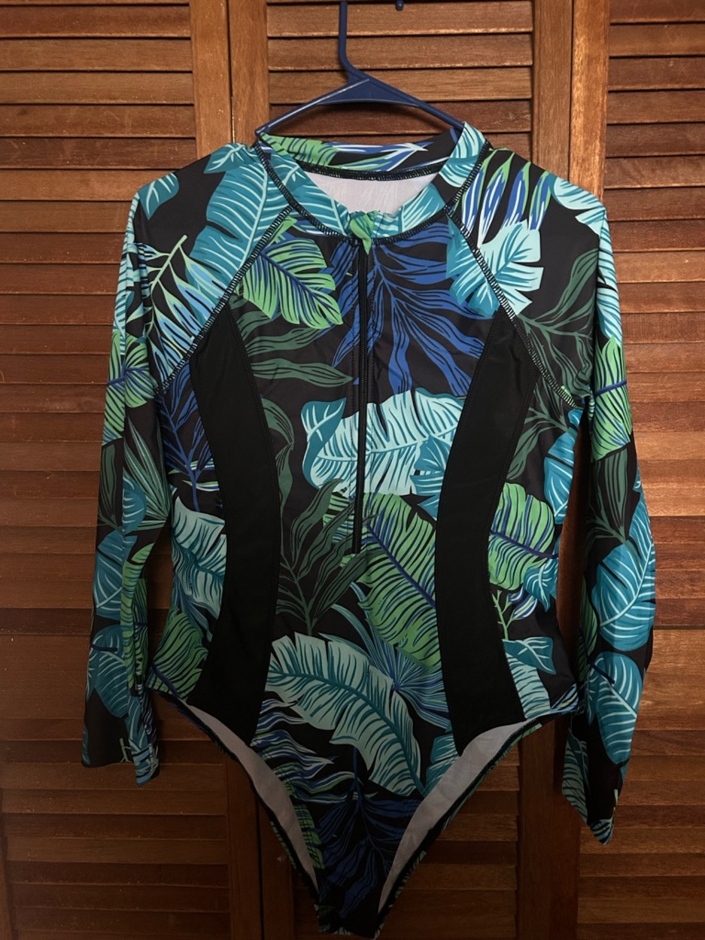 Long-Sleeve Rash-guard Tropical Leaf One-Piece Swim Suit - Green/Blue Sz xL